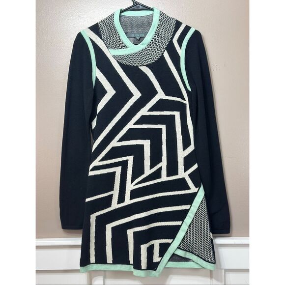 NWOT Title Nine Extra Fine Merino Wool Sweater Dress Mini Women’s Small - Picture 2 of 9